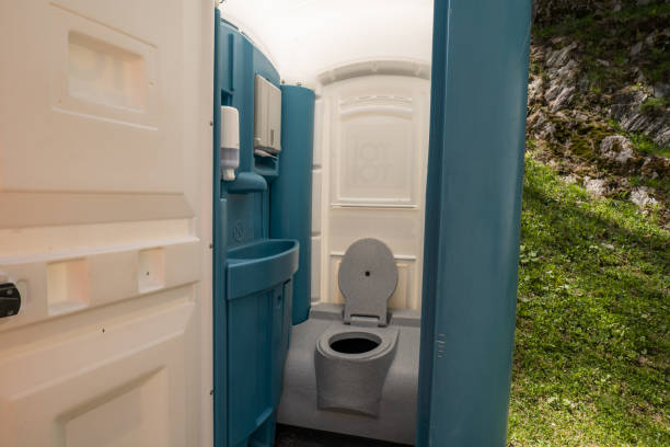 Best Portable restroom solutions  in Highland Heights, KY